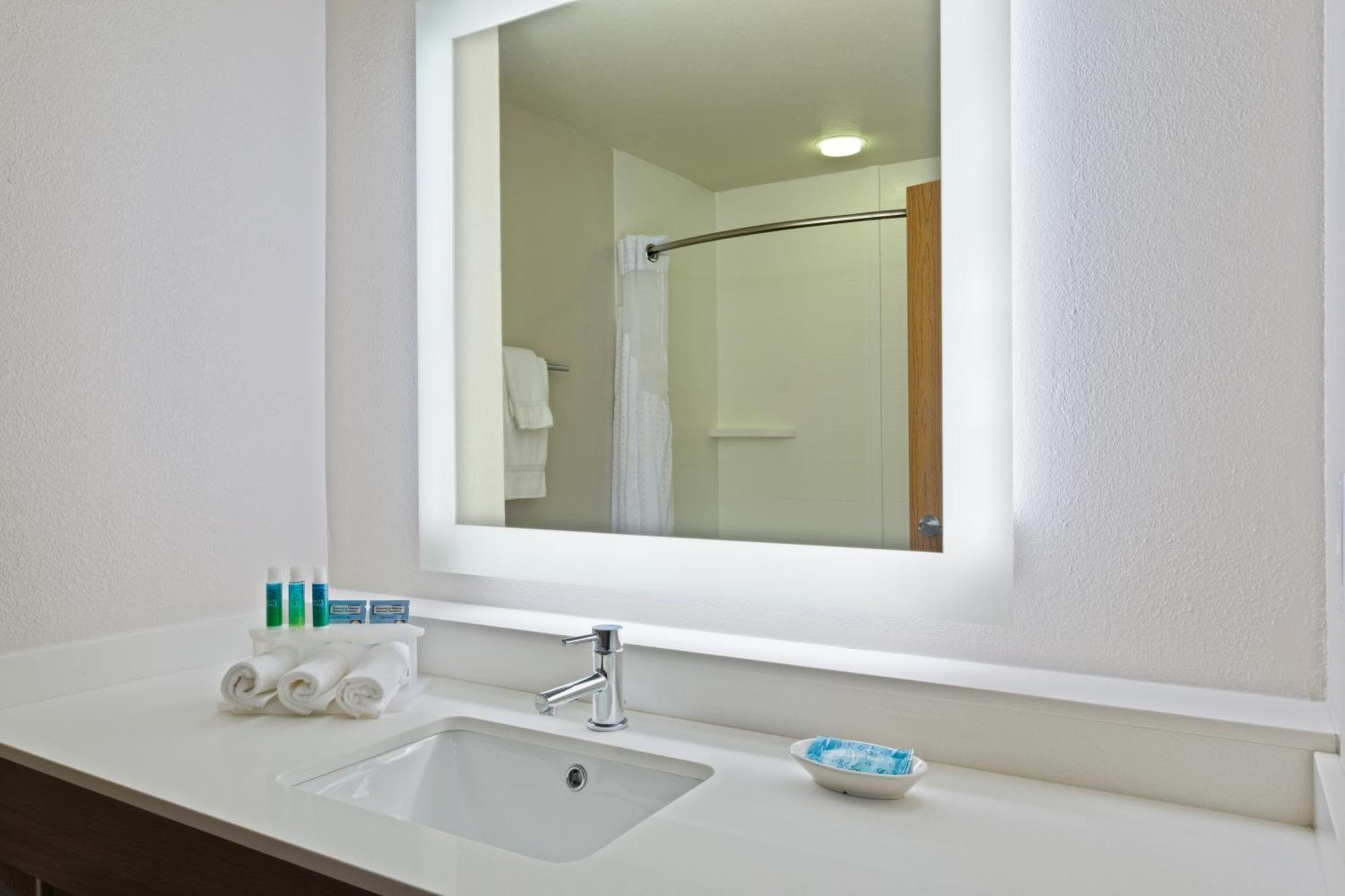 Holiday Inn Express & Suites Tavares By Ihg Exteriér fotografie