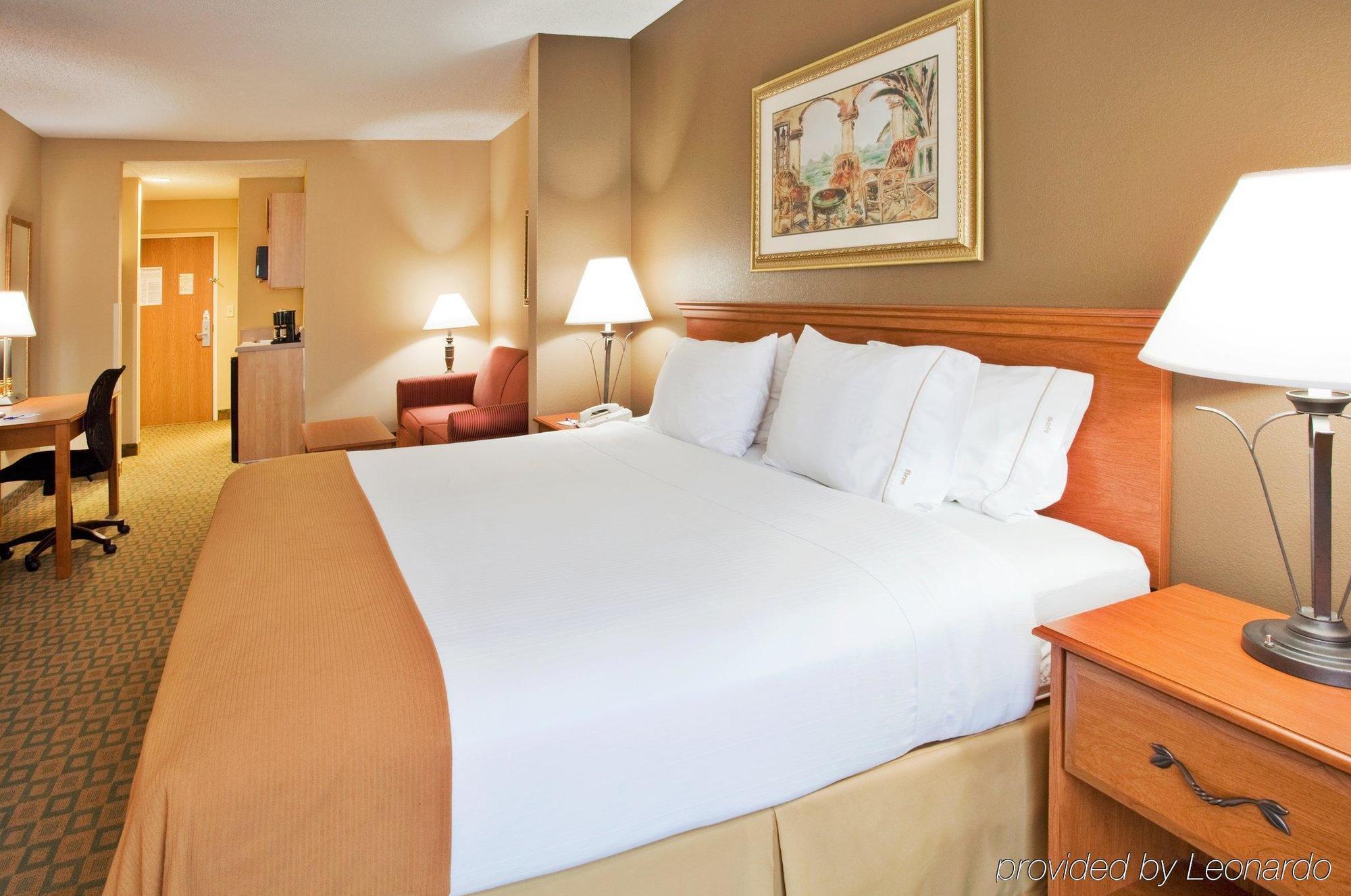 Holiday Inn Express & Suites Tavares By Ihg Pokoj fotografie